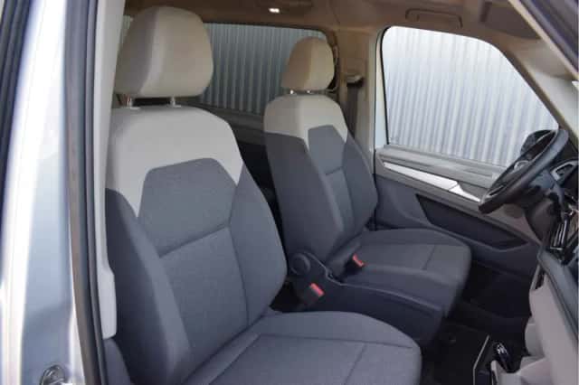 Volkswagen Multivan (2022) thumbnail 4