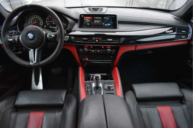 BMW X6 (2018) thumbnail 3