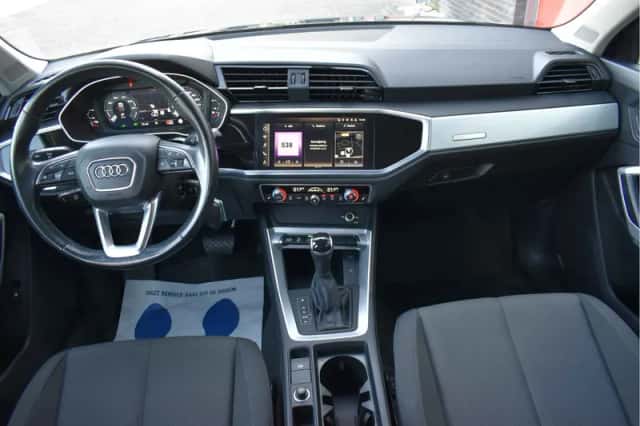 Audi Q3 Sportback (2021) thumbnail 3