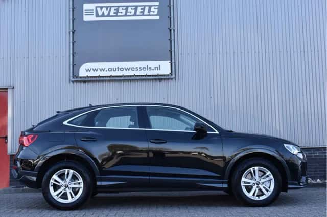 Audi Q3 Sportback (2021) thumbnail 6