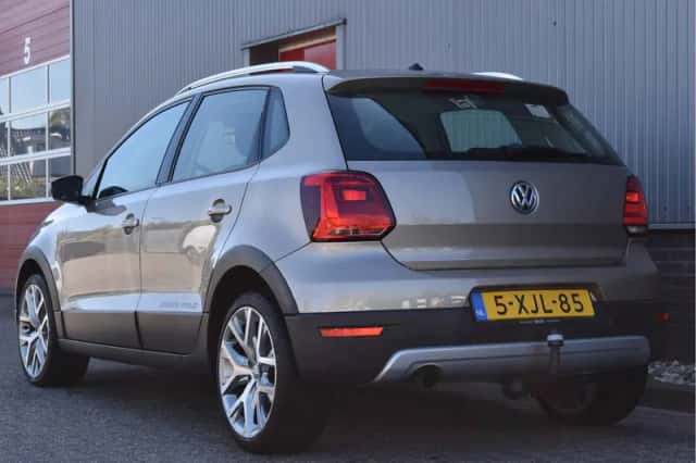 Volkswagen Polo (2014) thumbnail 2