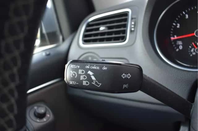 Volkswagen Polo (2014) thumbnail 5