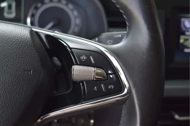Škoda Kamiq (2021) thumbnail 6