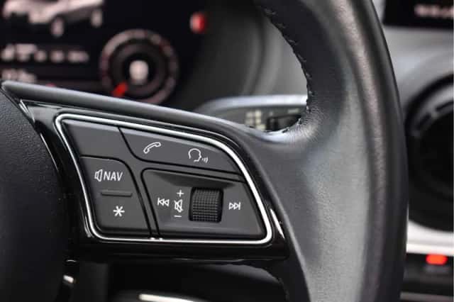 Audi Q2 (2017) thumbnail 6