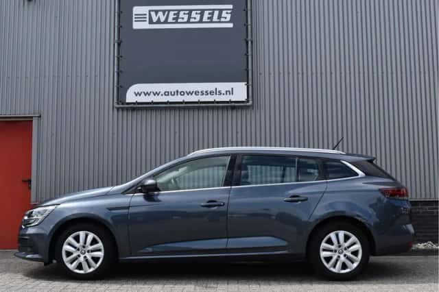 Renault Mégane (2021) thumbnail 5