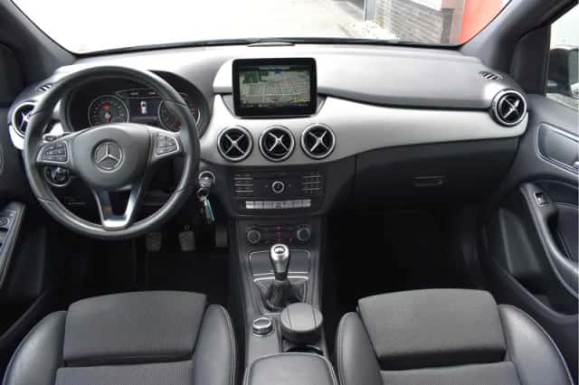 Mercedes-Benz B-Klasse (2017) thumbnail 3