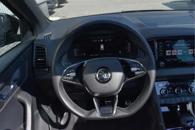 Škoda Karoq (2022) thumbnail 4