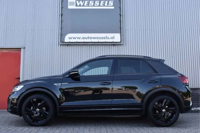 Volkswagen T-Roc (2025) thumbnail 5