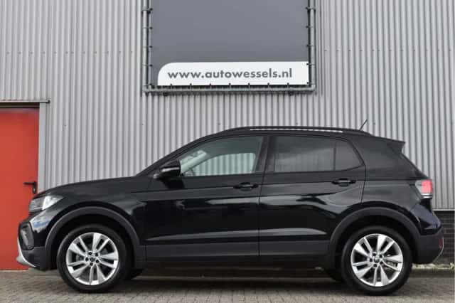 Volkswagen T-Cross (2024) thumbnail 5