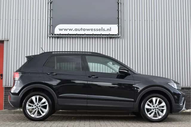 Volkswagen T-Cross (2024) thumbnail 6