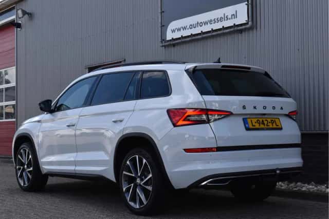 Škoda Kodiaq (2021) thumbnail 2