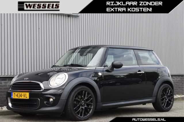 MINI Cooper (2014) thumbnail 1