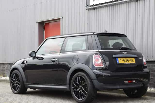 MINI Cooper (2014) thumbnail 2