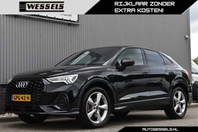 Audi Q3 Sportback (2021) thumbnail 1