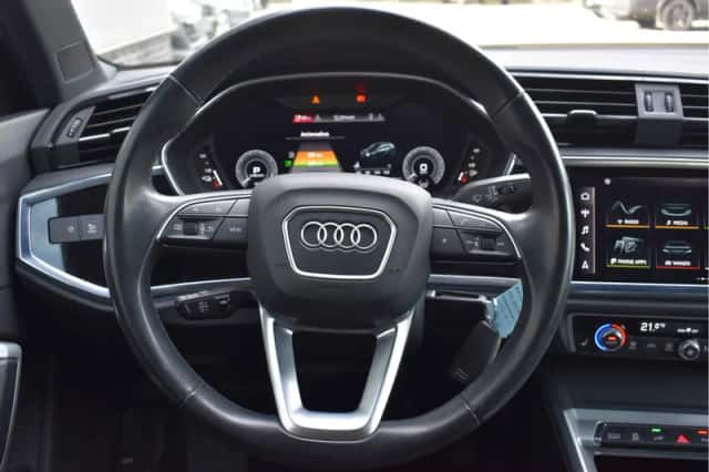 Audi Q3 Sportback (2021) thumbnail 4