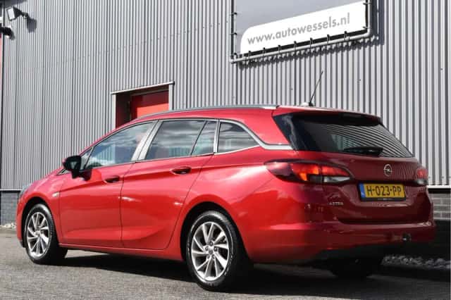 Opel Astra (2020) thumbnail 2