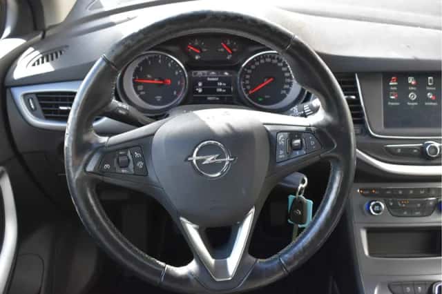 Opel Astra (2020) thumbnail 4