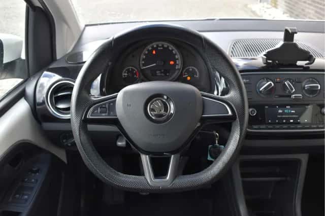 Škoda Citigo (2017) thumbnail 4
