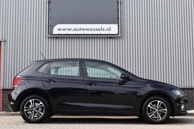 Volkswagen Polo (2019) thumbnail 6