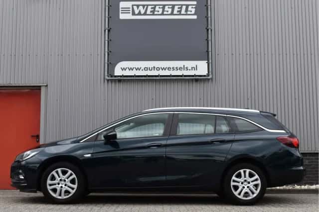 Opel Astra (2018) thumbnail 5