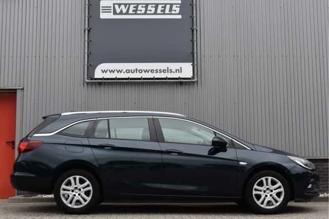 Opel Astra (2018) thumbnail 6