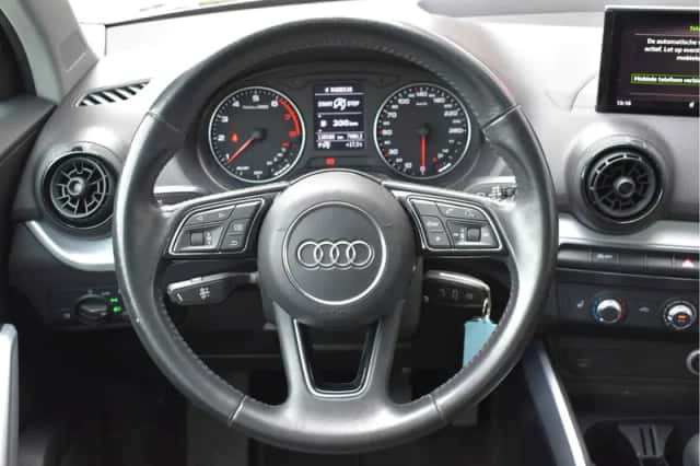 Audi Q2 (2018) thumbnail 4