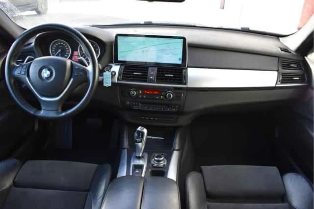 BMW X6 (2013) thumbnail 3