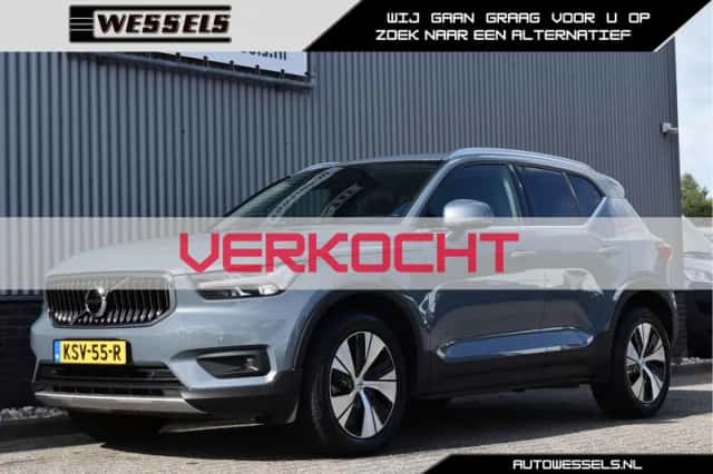 Volvo XC40 (2021) thumbnail 1
