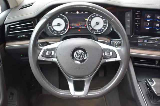 Volkswagen Touareg (2019) thumbnail 4