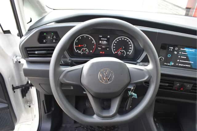 Volkswagen Caddy (2024) thumbnail 4