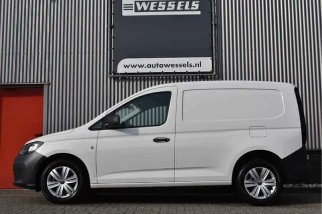 Volkswagen Caddy (2024) thumbnail 5
