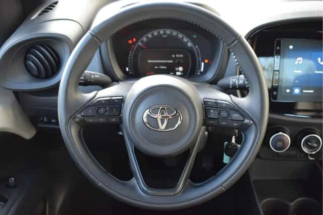 Toyota Aygo X (2024) thumbnail 4