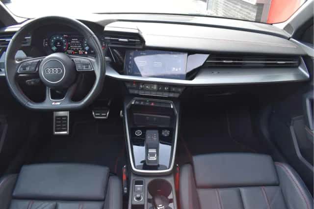 Audi A3 (2021) thumbnail 3