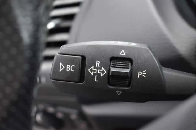 BMW 1-Serie (2011) thumbnail 6
