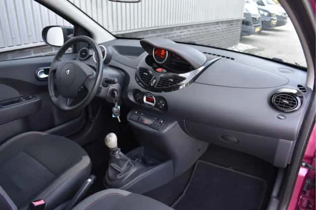 Renault Twingo (2012) thumbnail 4