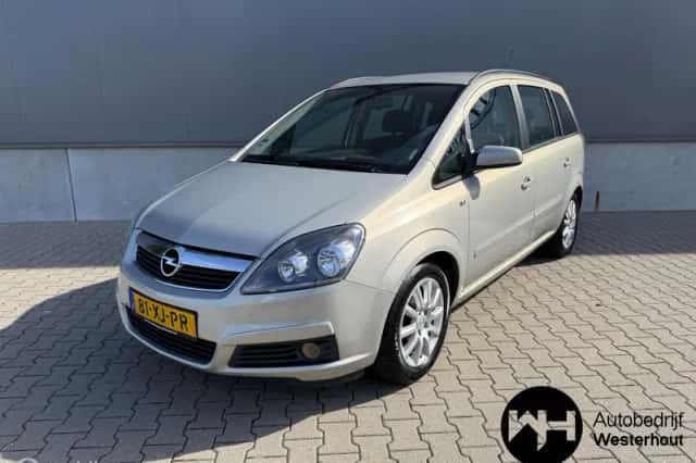 Opel Zafira (2007) thumbnail 2