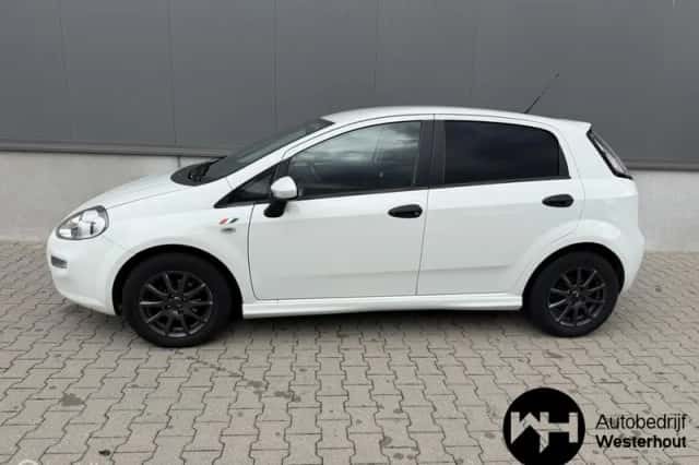Fiat Punto (2014) thumbnail 6