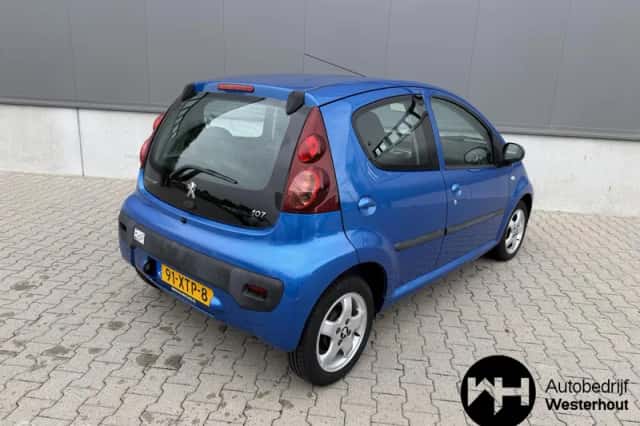 Peugeot 107 (2012) thumbnail 4