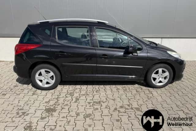 Peugeot 207 (2010) thumbnail 6