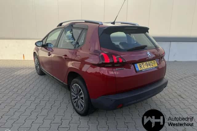 Peugeot 2008 (2017) thumbnail 4