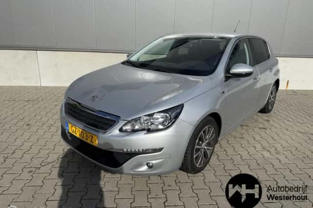 Peugeot 308 (2015) thumbnail 2