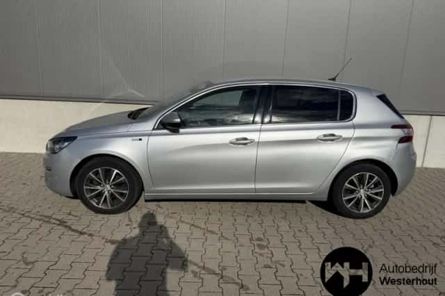 Peugeot 308 (2015) thumbnail 6