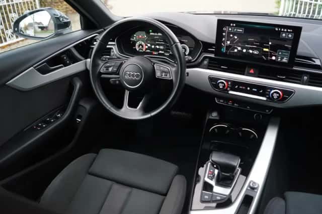 Audi A4 (2021) thumbnail 3