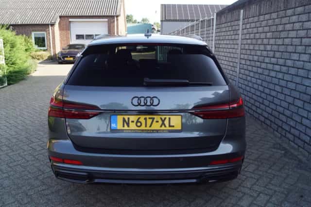 Audi A6 (2022) thumbnail 5