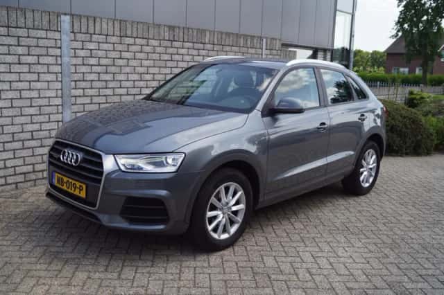 Audi Q3 (2017) thumbnail 1