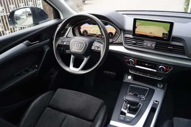 Audi Q5 (2017) thumbnail 3