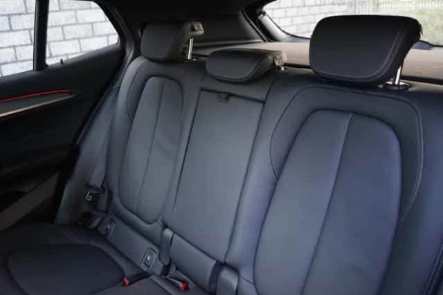 BMW X2 (2022) thumbnail 6