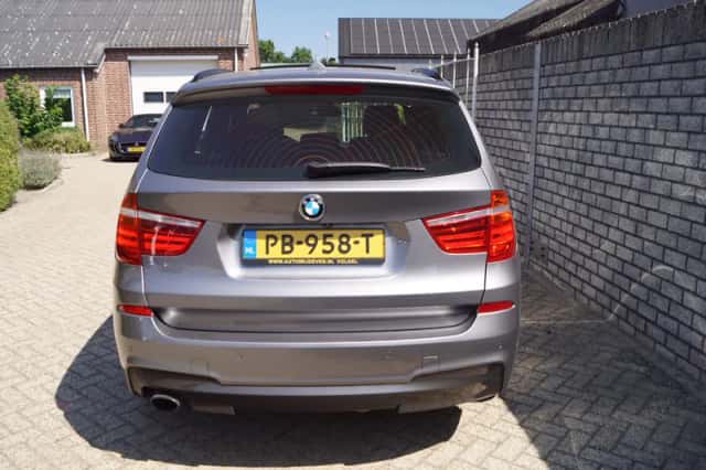 BMW X3 (2017) thumbnail 5