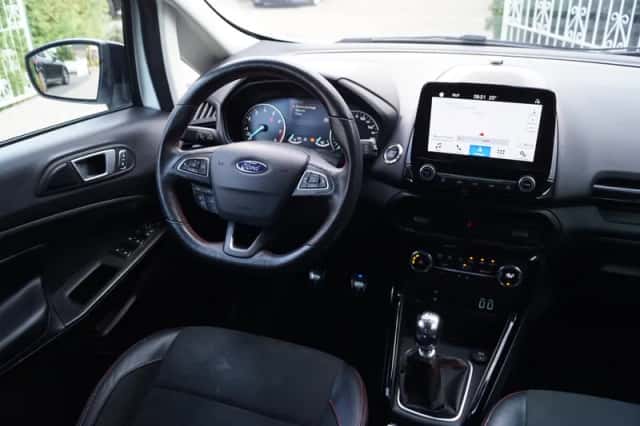 Ford EcoSport (2019) thumbnail 3