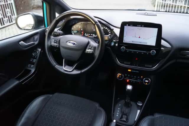 Ford Fiesta (2018) thumbnail 3